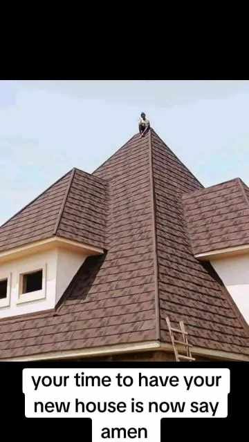 roofing contractor project work site