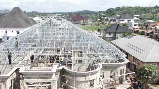 steel truss roofing system construction